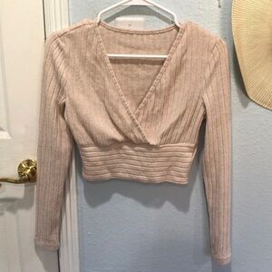 Ribbed long sleeve crop top